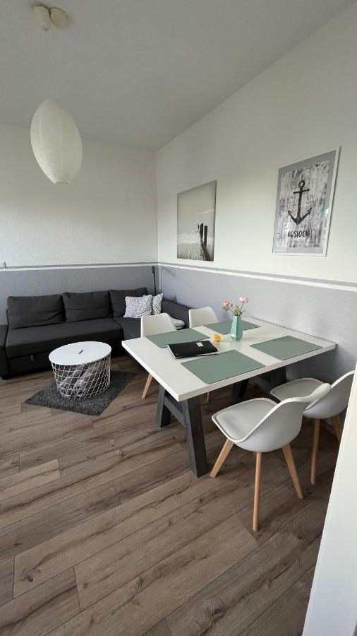 רוסטוק Ferienwohnung Mit Warnowblick מראה חיצוני תמונה