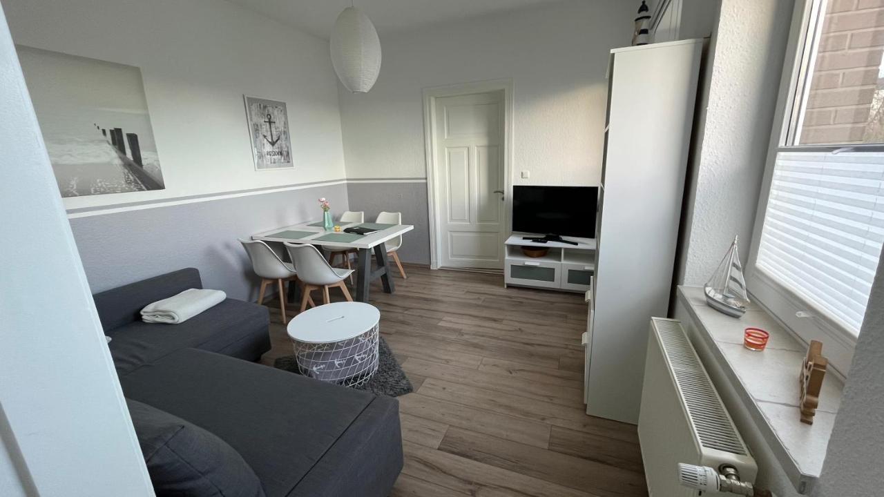 רוסטוק Ferienwohnung Mit Warnowblick מראה חיצוני תמונה